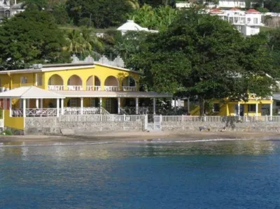 Paradise Beach Hotel Hotels in 