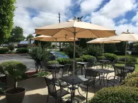 Coastal Inn & Suites