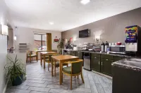 Red Lion Inn & Suites Olathe Kansas City Hotels in Olathe