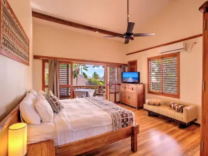 Maui Palms