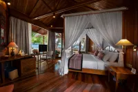 Gangga Island Resort & Spa Hotels near Casa de Lotus