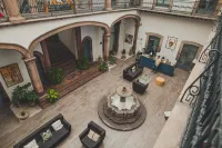 Markee Hotel Boutique Hotels near Tienda Vaquera Azabache Jr