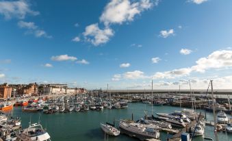 The Royal Harbour Hotel