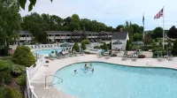 Juniper Hill Inn - Pools