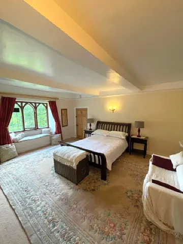 Abbey Farm Bed and Breakfast Hotels in North Warwickshire District