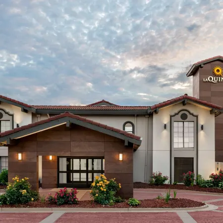 La Quinta Inn by Wyndham Columbus Airport Area