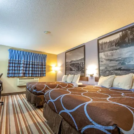Super 8 by Wyndham Kamloops on the Hill Hotels in Kamloops