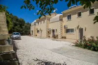 Spileo House Boutique Apartments - Adults Only Hotéis em Agia Pelagia Chlomou