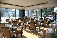 Hotel California Bandung Hotels in Bandung Wetan