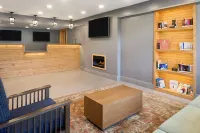 Country Inn & Suites Downtown Convention Center by Radisson, Gatlinburg, TN - 2-نجوم