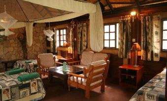 The Tree Lodge at Sikumi