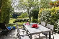 Château des Cinq Cantons Hotels in Carpentras