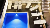 Villa M - Pools