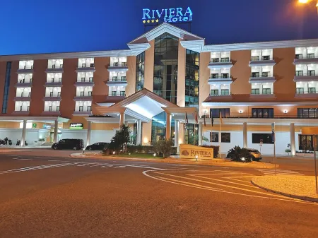 Riviera Hotel