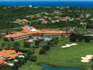 Hodelpa Garden Suites Golf & Convention Center