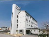 R Business Hotels Hôtels à proximité de la JR Gomen station