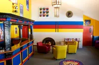 The Bulldog Hotel - 2-Star