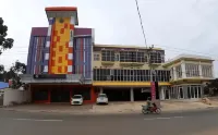 Sinar Hotel Pelaihari Hotels near Batakan Baru Pantai Cemara