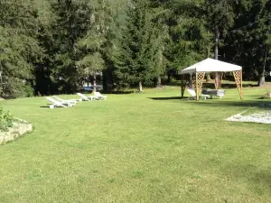 Chalet Eden Eco Hotel, Restaurant & Wellness