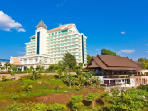 โรงแรมจำปาสัก แกรนด์ โรงแรมในปากเซ