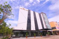 Lovina Inn Hotel Batam