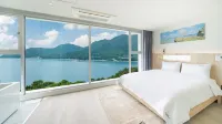 Geoje Island Casa Del Mundo Pension (Remodeling)