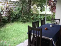 Twin Pines Suites Hotel a Tagaytay