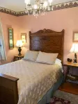 Old Iron Inn Bed and Breakfast