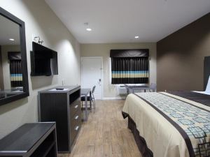 Scottish Inn & Suites Baytown