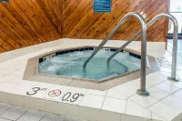 Quality Inn & Suites - Bathtub