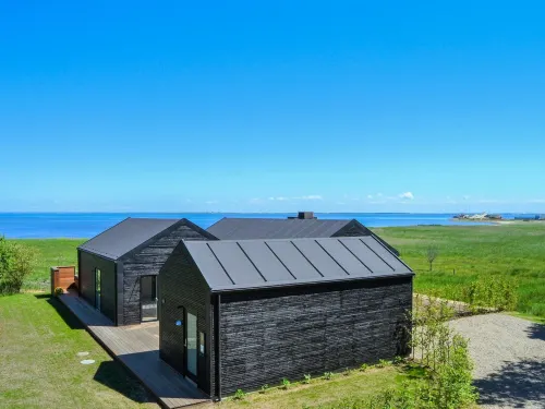 "Rudolf" - 95m from the Sea - badewanne