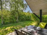 "Alwin" - 2.5km from the Sea