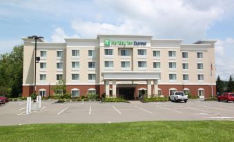 Holiday Inn Express Cortland