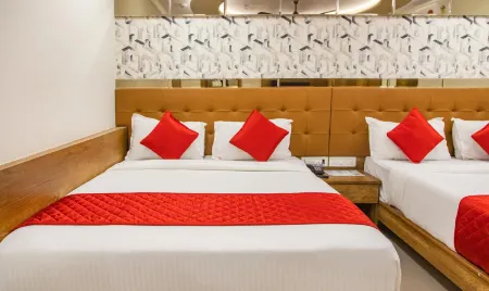 Hotel Hometown- Bandra Kurla Complex Отели рядом с достопримечательностью «Серай Мангров Парк»