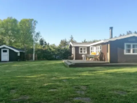 "Reima" - 220m to the Fjord Hotels in Ulfborg