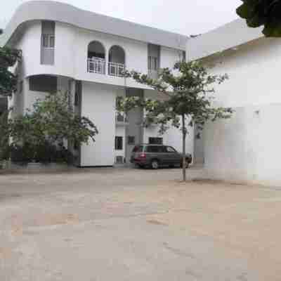 Nassarawa Guest House Hotel Exterior
