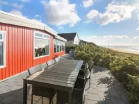"Erno" - 20m from the Sea