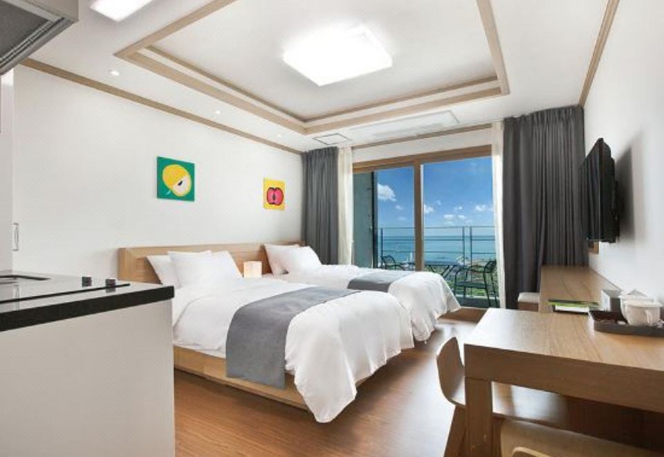 3. 파밀리아호텔..