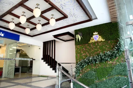 Hotel Royal Comfort Inn Отели рядом с достопримечательностью «Yadvinder Garden»