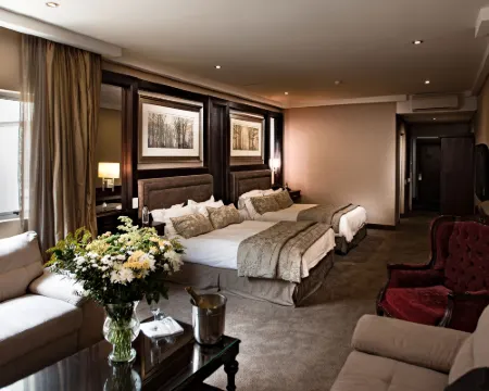 Apollo Hotel โรงแรมในแรนด์เบิร์ก