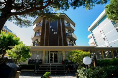 Hotel Lem-Casadei Hotel in zona Bagno Franco