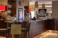 Plus Pinewood on Wilmslow Hotel Cheshire - bar