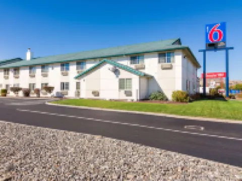 Motel 6 the Dalles, or Hotels in The Dalles