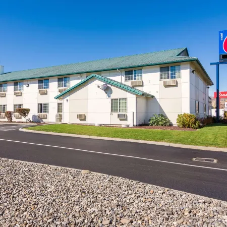 Motel 6 the Dalles, or