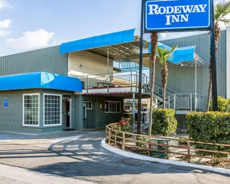 Rodeway Inn Downtown Hanford Отели в г. Лемор
