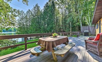 Lakefront Hideaway w/ Dock, Kayaks, Fire Pit!
