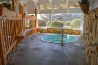 Silver Surf Motel فنادق في سان سيميون