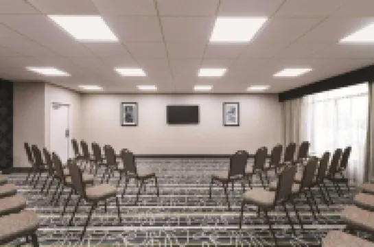 La Quinta Inn & Suites by Wyndham Kennesaw