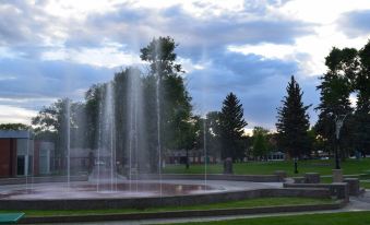 Wingate by Wyndham Lethbridge