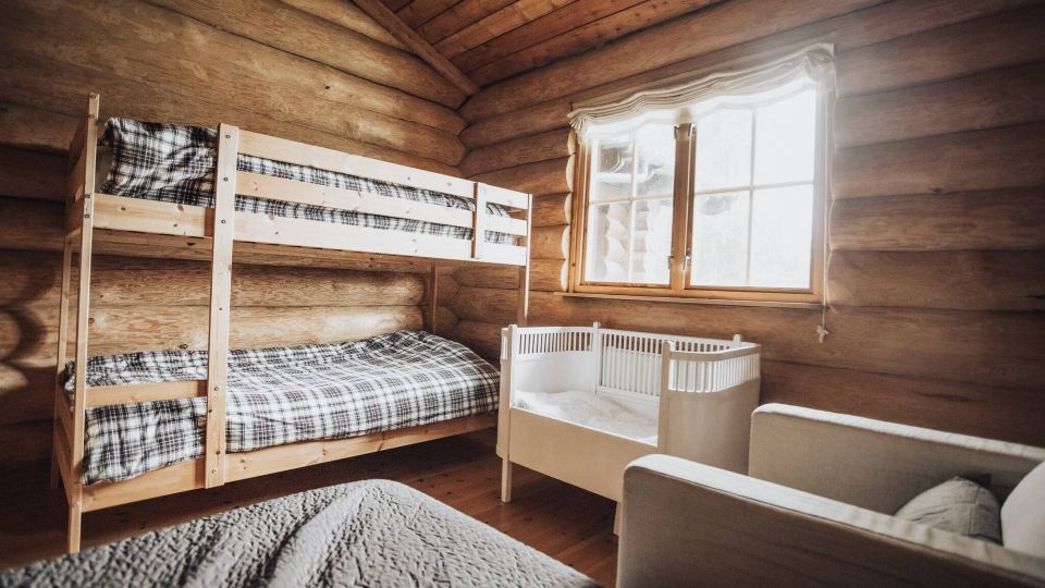 Fjordhygge, Cozy Log Retreat Near Sea & Forest - Sauna & Outdoor Living